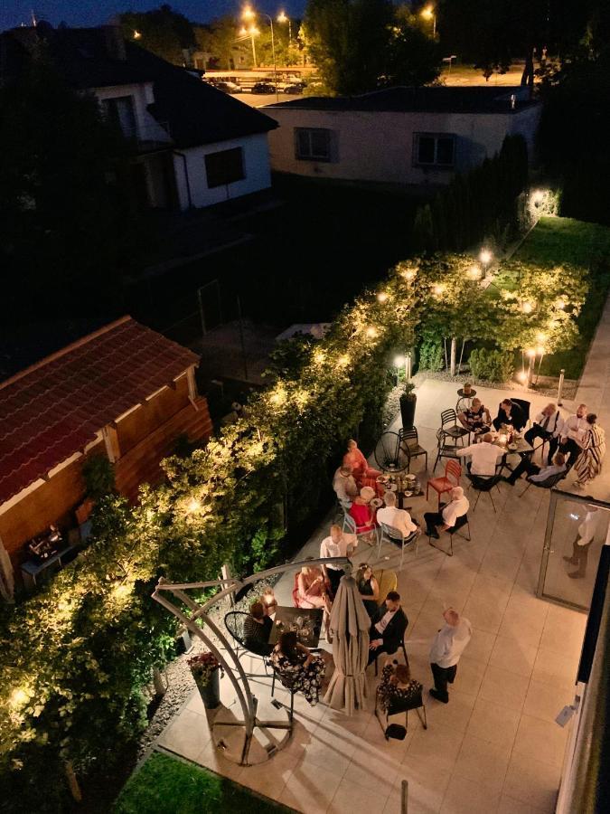 Hotel Mazurek Koło Buitenkant foto